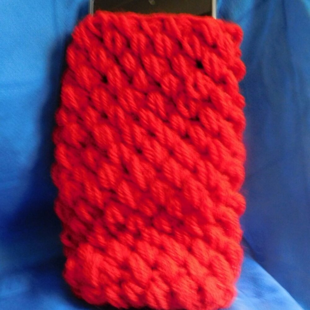 Red crocheted cellphone case 4x7 inches